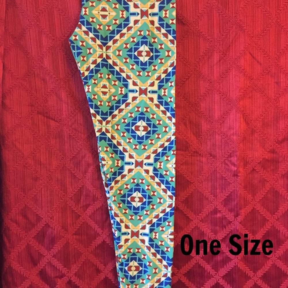 Lularoe One Size Fits Most Soft Leggings